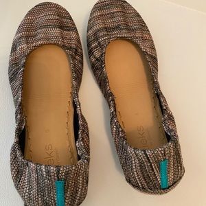 ❌ S O L D ❌ EEEUC Mojave Tieks Size 8